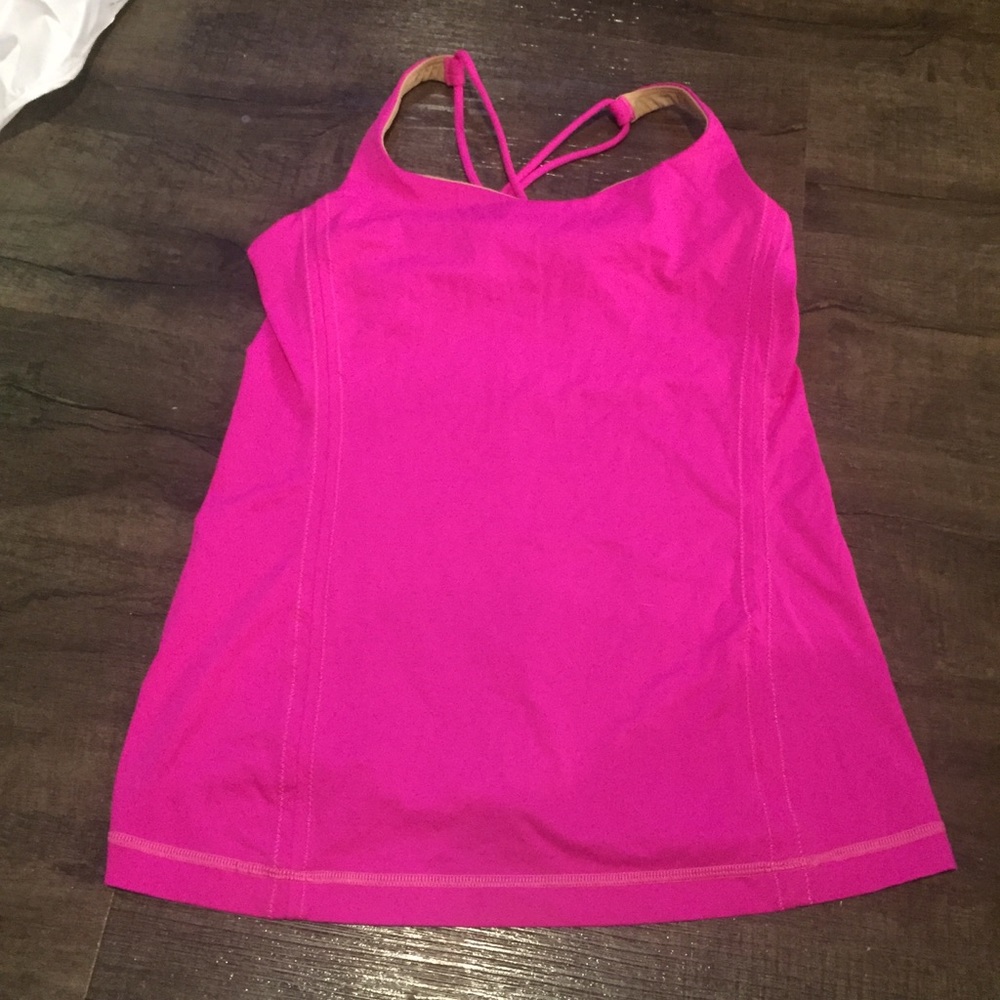 Lululemon Free to Be tank